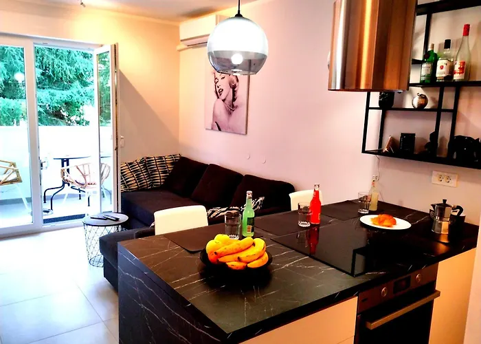 Premium Eden Apartman